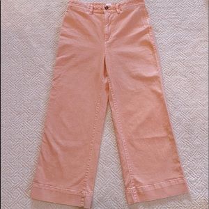Gap high rise , wide leg pant ! Subtle orange color that’s perfect for summer !